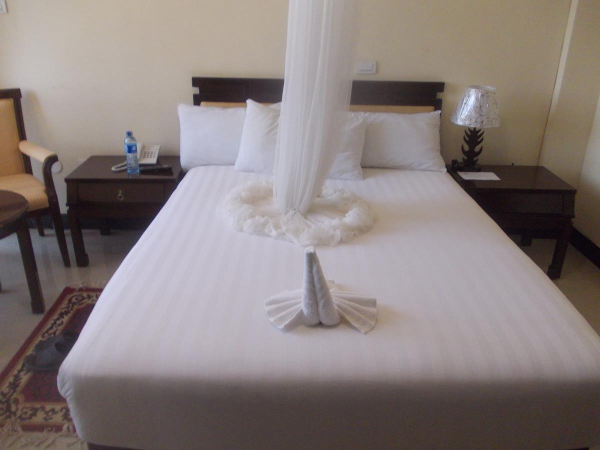 Asinuara Hotel バハルダール エクステリア 写真
