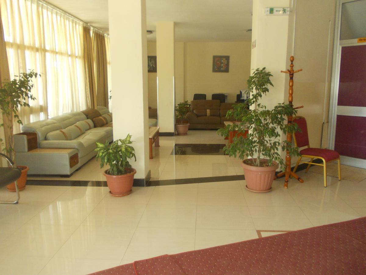 Asinuara Hotel バハルダール エクステリア 写真