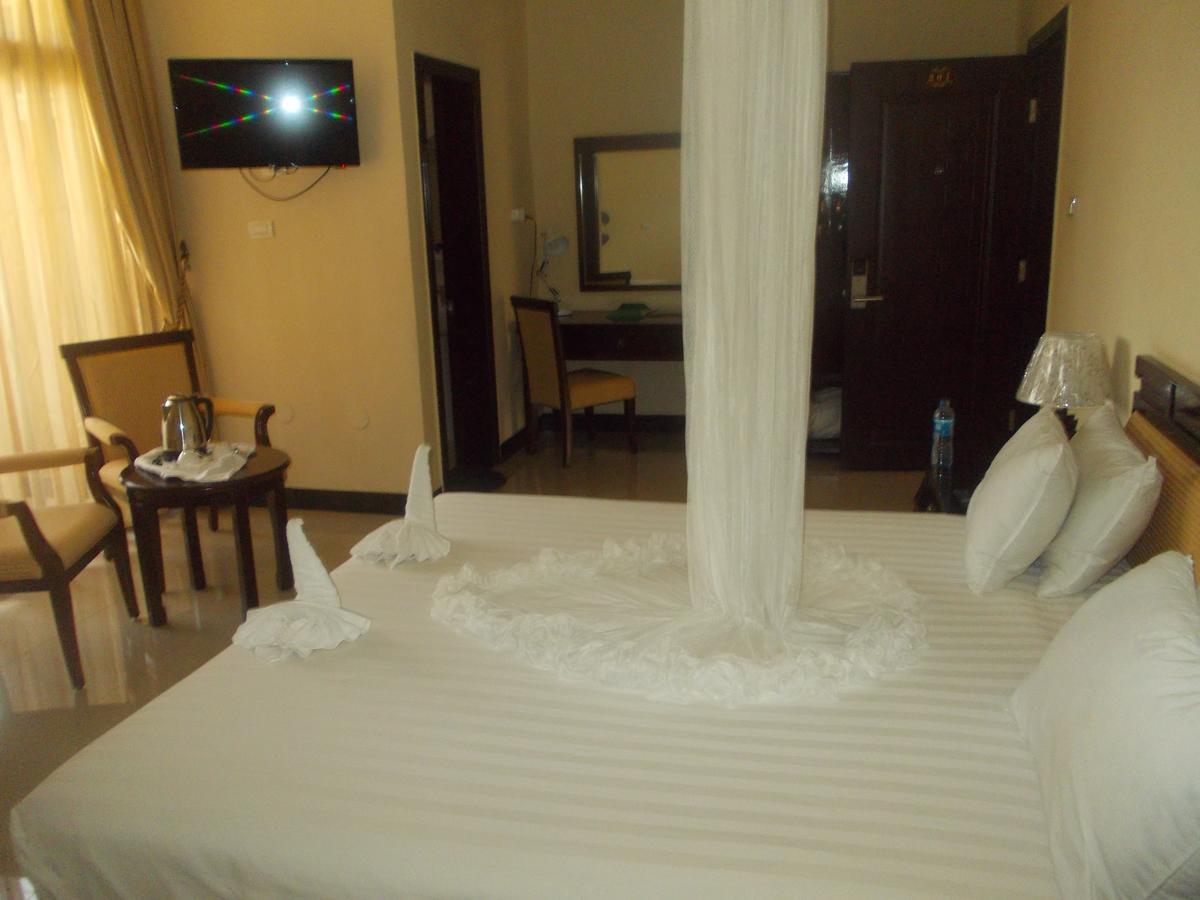 Asinuara Hotel バハルダール エクステリア 写真