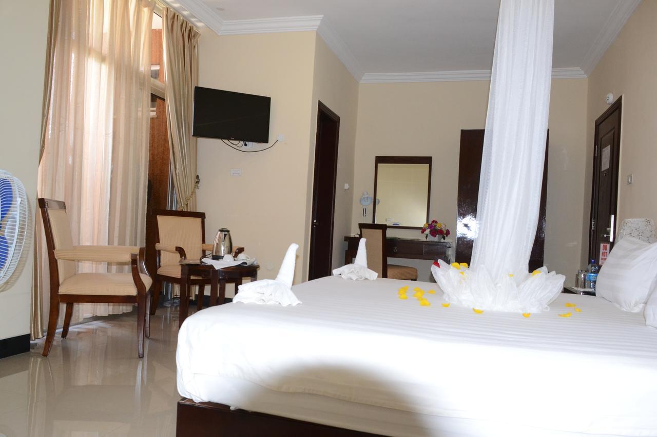 Asinuara Hotel バハルダール エクステリア 写真