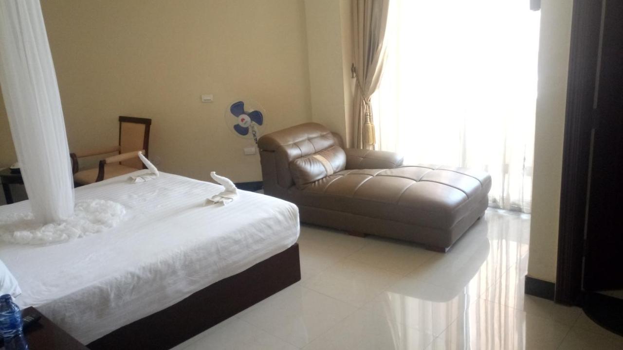 Asinuara Hotel バハルダール エクステリア 写真